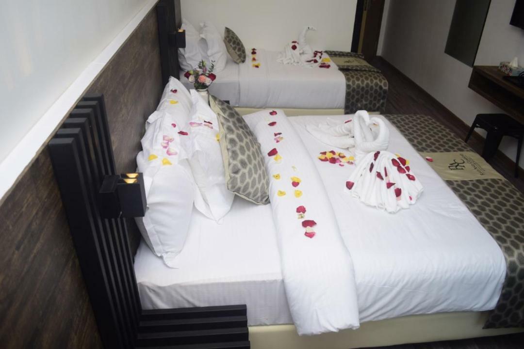 Rest And Comfort Boutique Hotel Куала-Тренгану Экстерьер фото