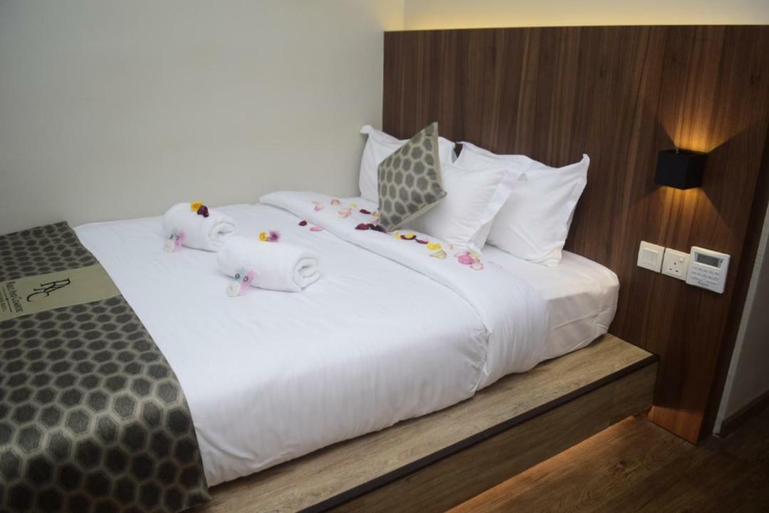 Rest And Comfort Boutique Hotel Куала-Тренгану Экстерьер фото