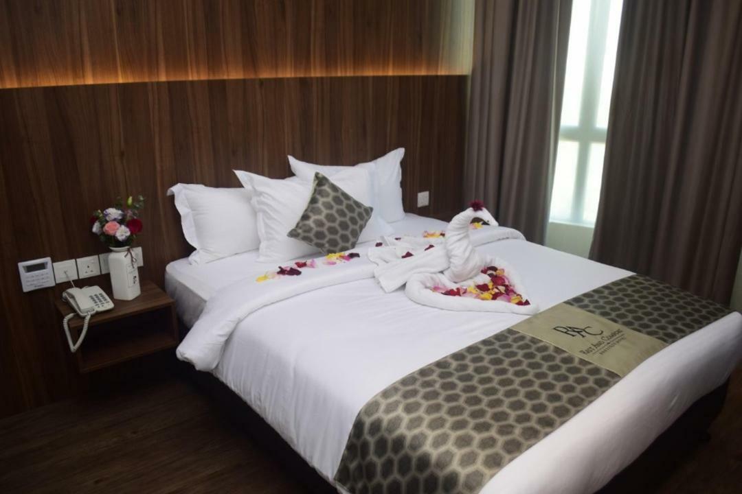 Rest And Comfort Boutique Hotel Куала-Тренгану Экстерьер фото