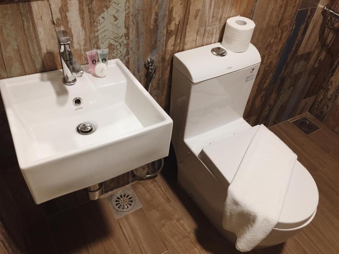 Rest And Comfort Boutique Hotel Куала-Тренгану Экстерьер фото